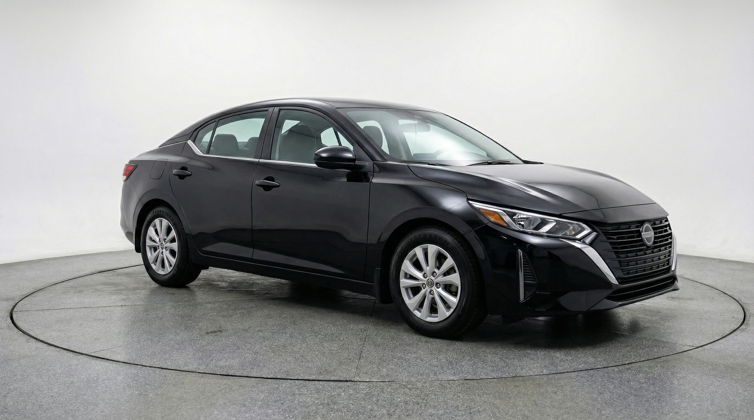 Thumbnail: 2025 Nissan Sentra - 1