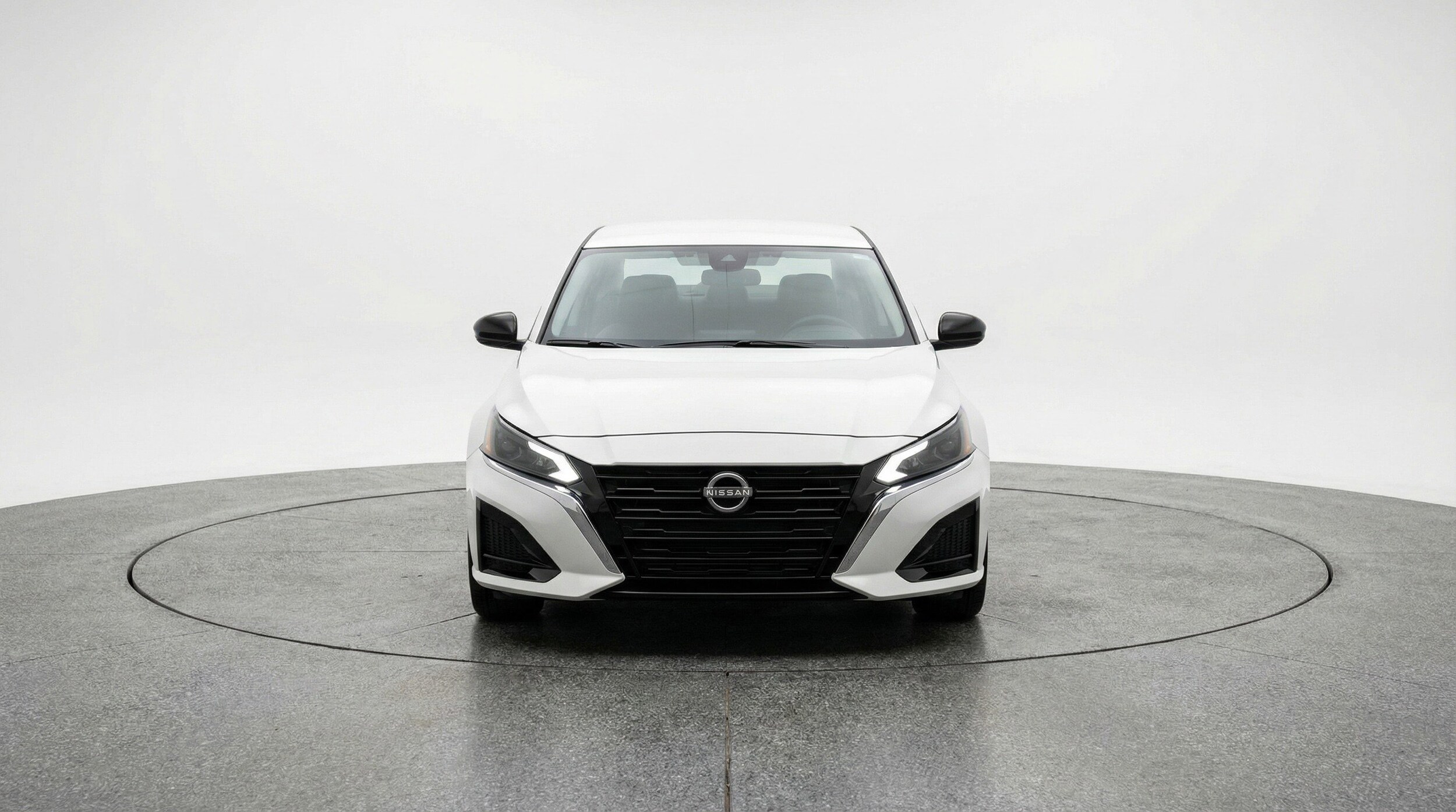 Thumbnail: 2025 Nissan Altima - 2