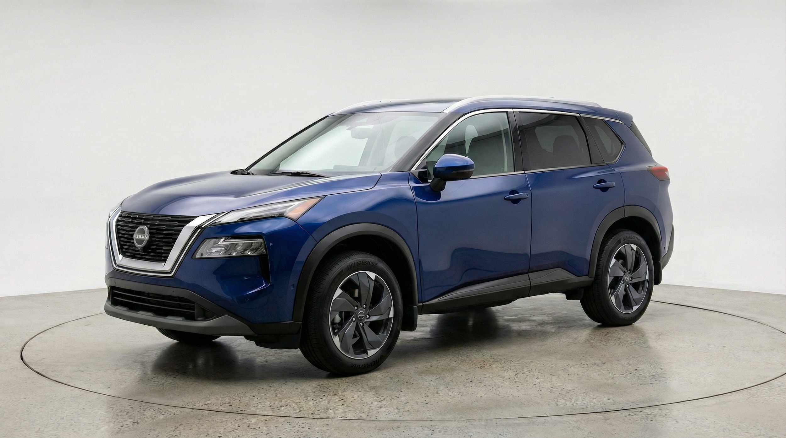 Thumbnail: 2025 Nissan Rogue - 3