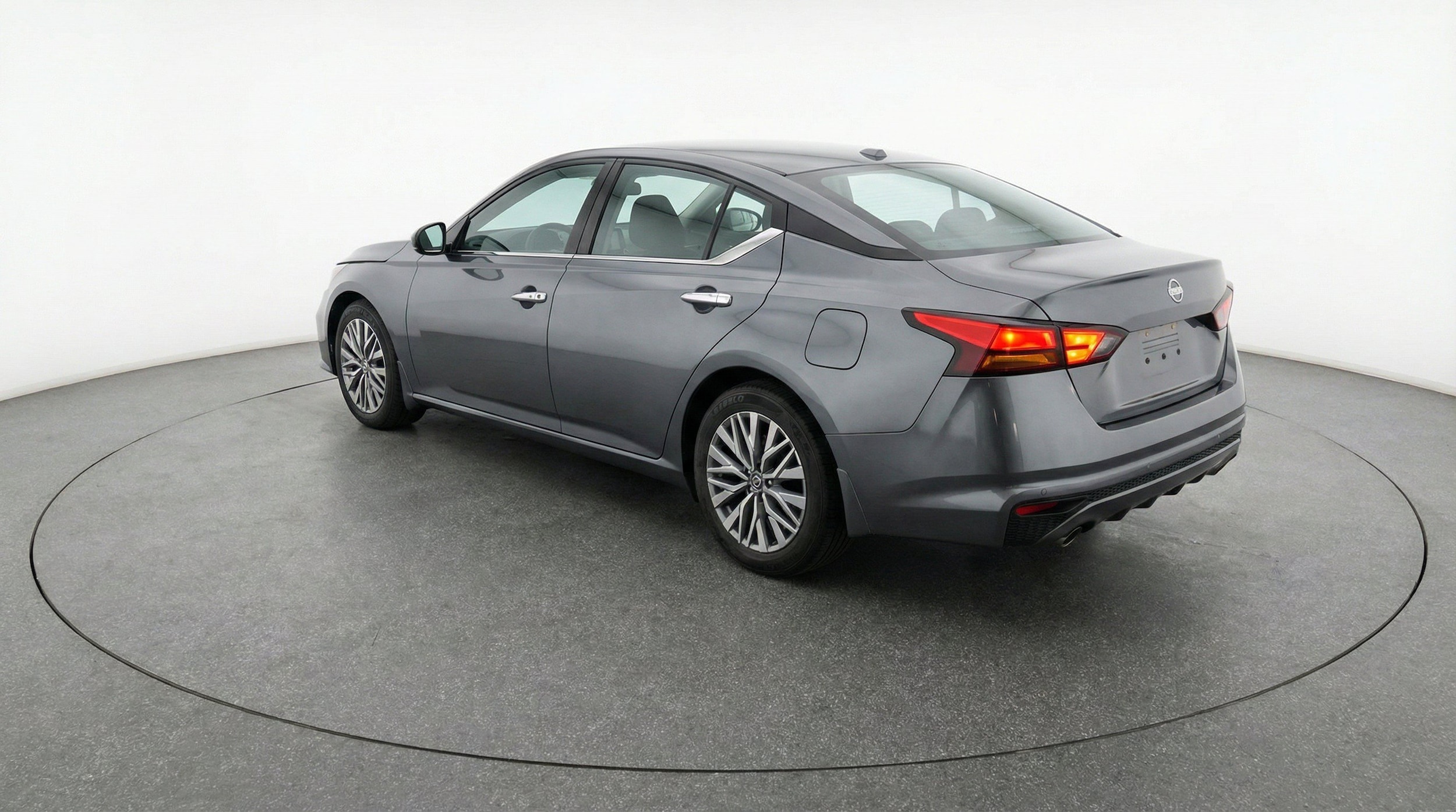 Thumbnail: 2025 Nissan Altima - 6