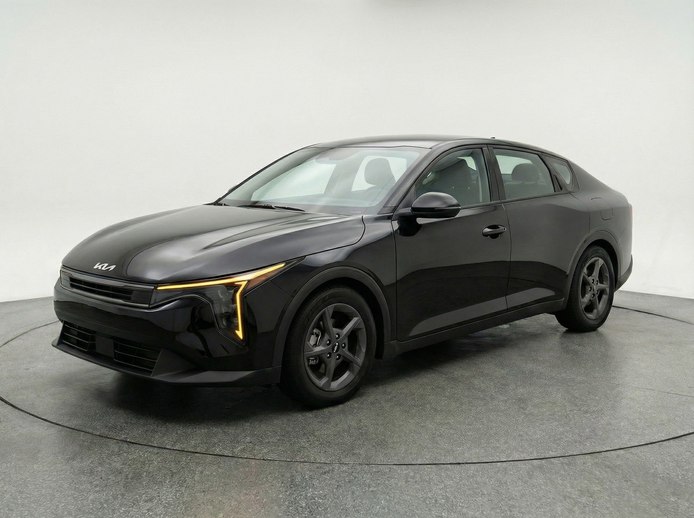 Thumbnail: 2025 Kia K4 - 3
