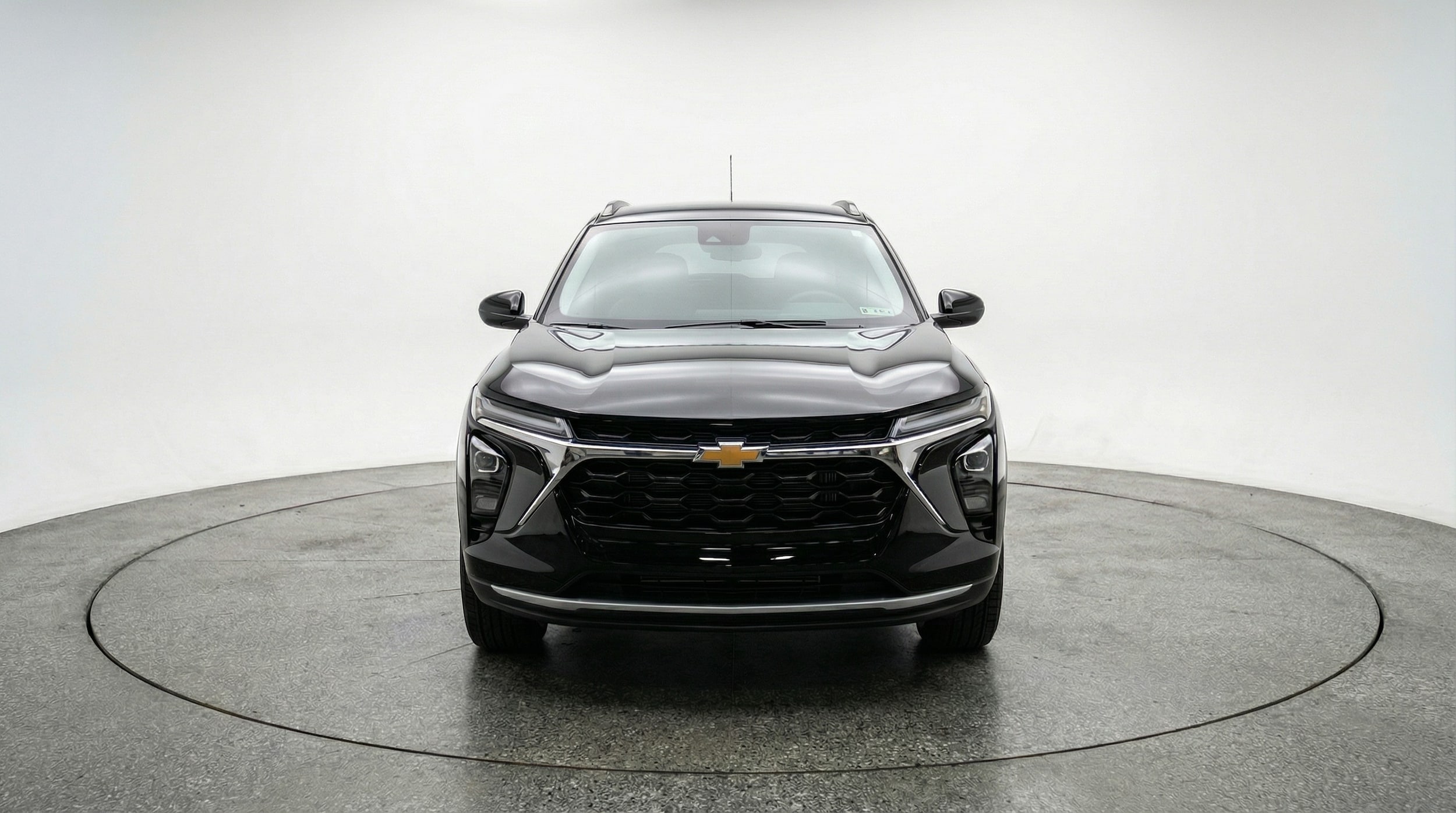 Thumbnail: 2025 Chevrolet Trax - 2