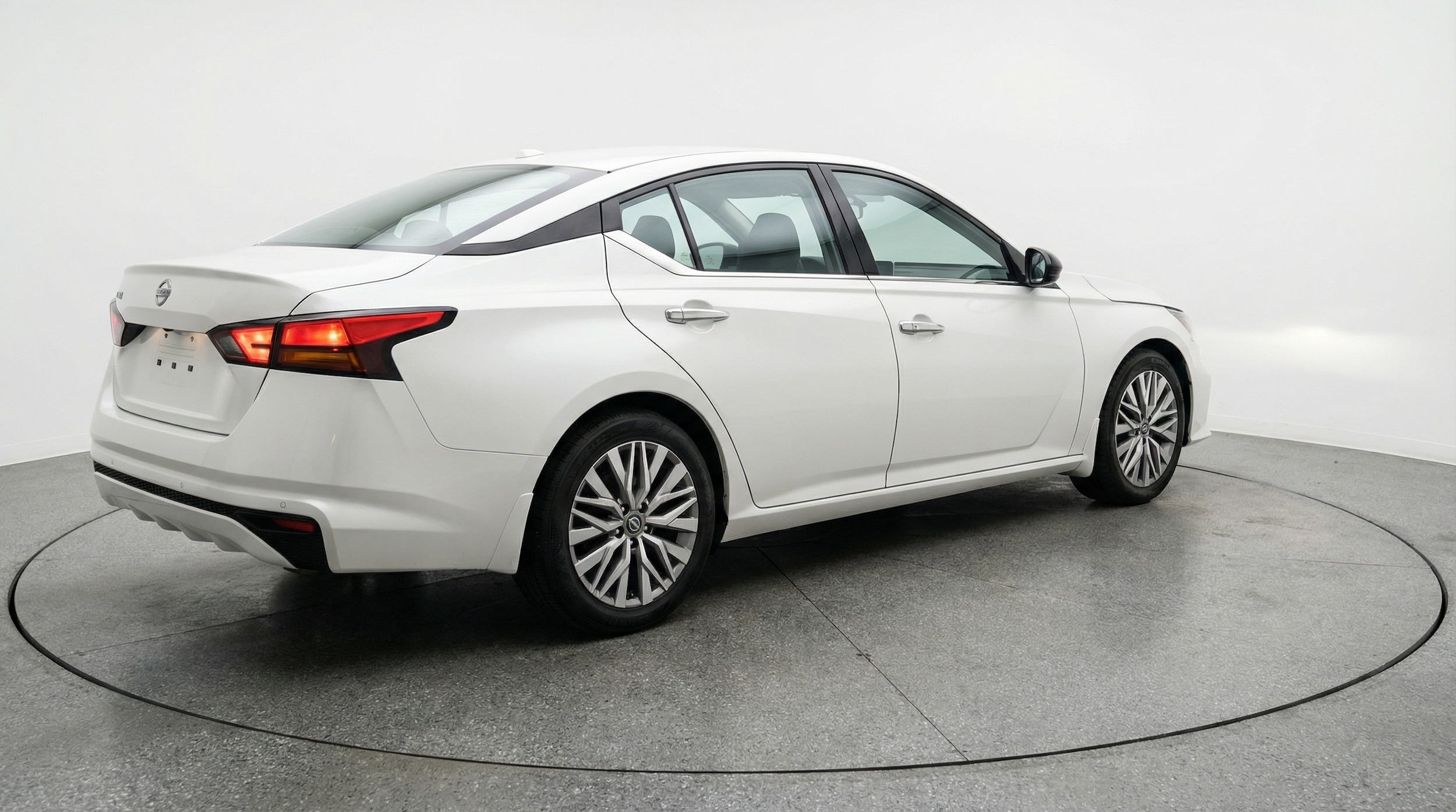 Thumbnail: 2025 Nissan Altima - 7