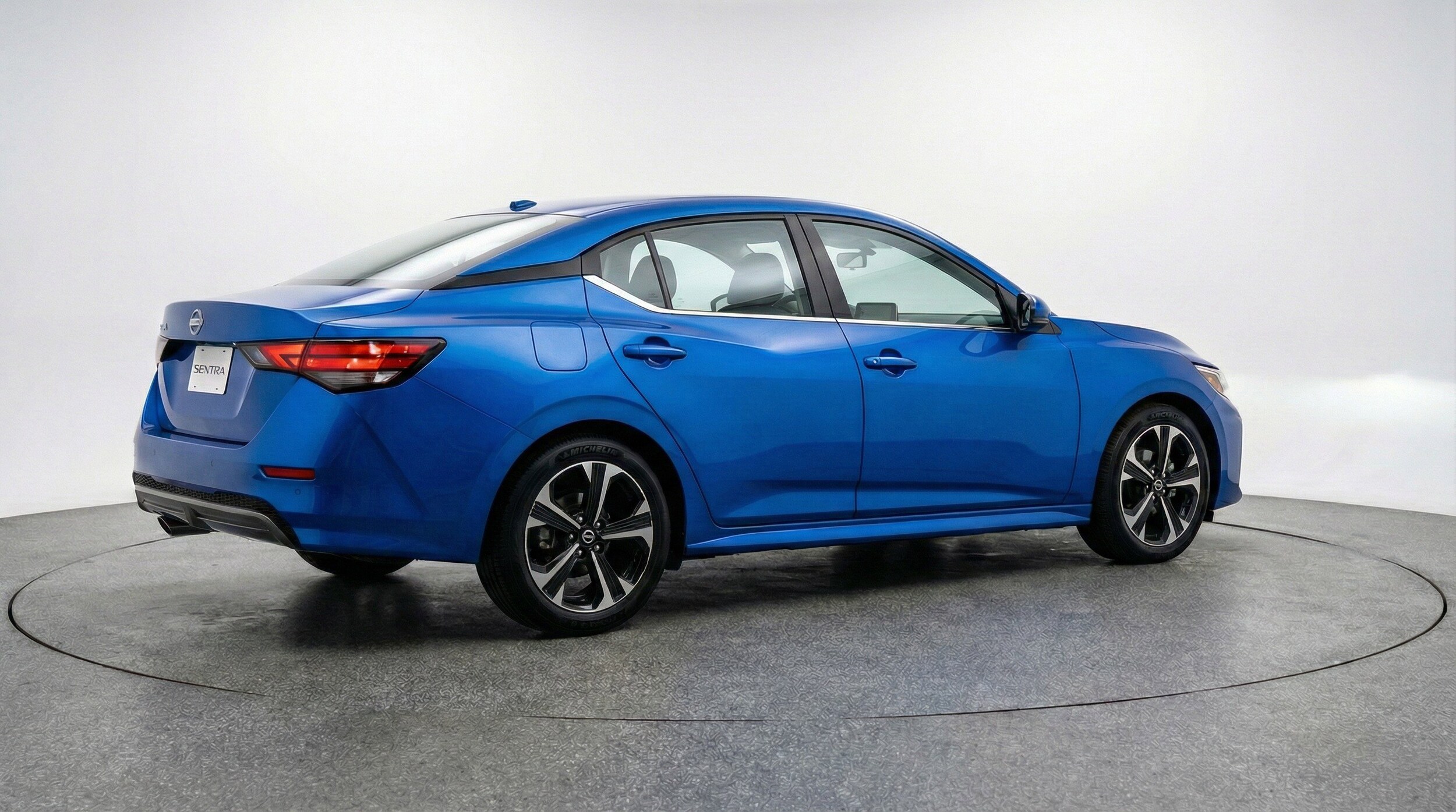 Thumbnail: 2025 Nissan Sentra - 9