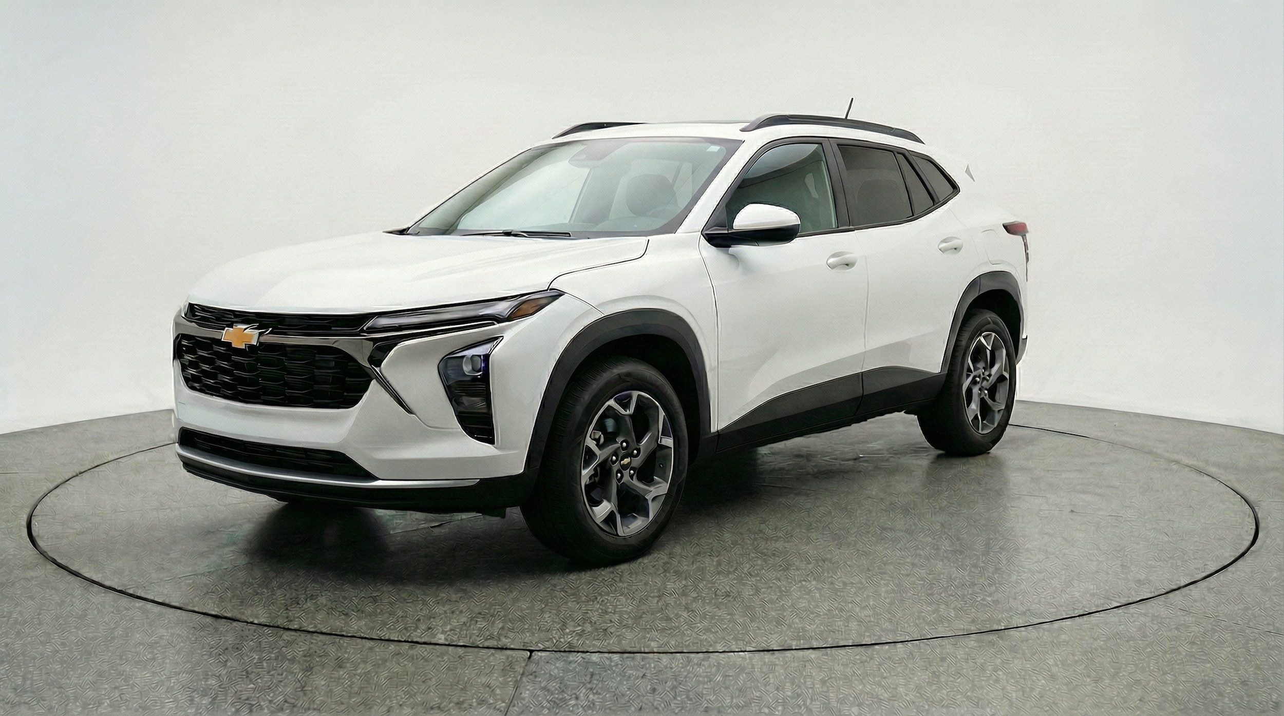 Thumbnail: 2025 Chevrolet Trax - 3