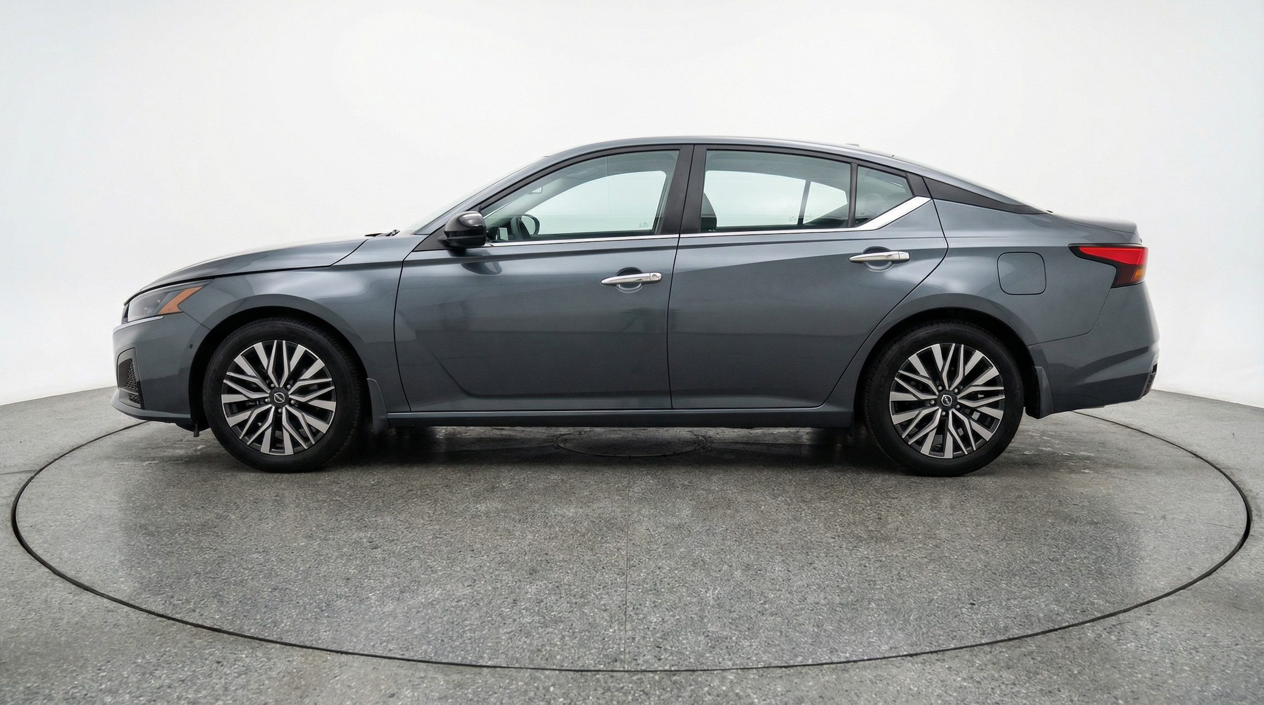 Thumbnail: 2025 Nissan Altima - 4