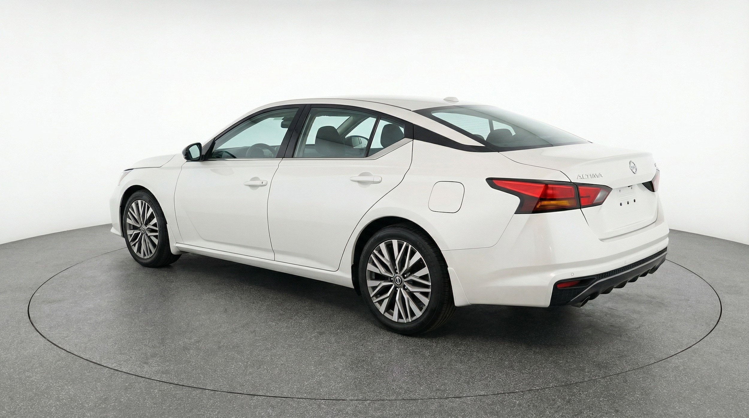 Thumbnail: 2025 Nissan Altima - 6