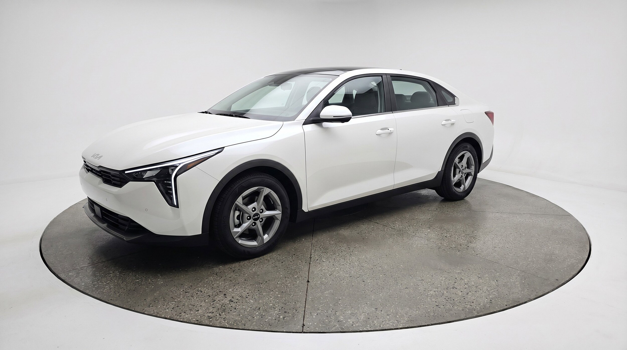 Thumbnail: 2025 Kia K4 - 3
