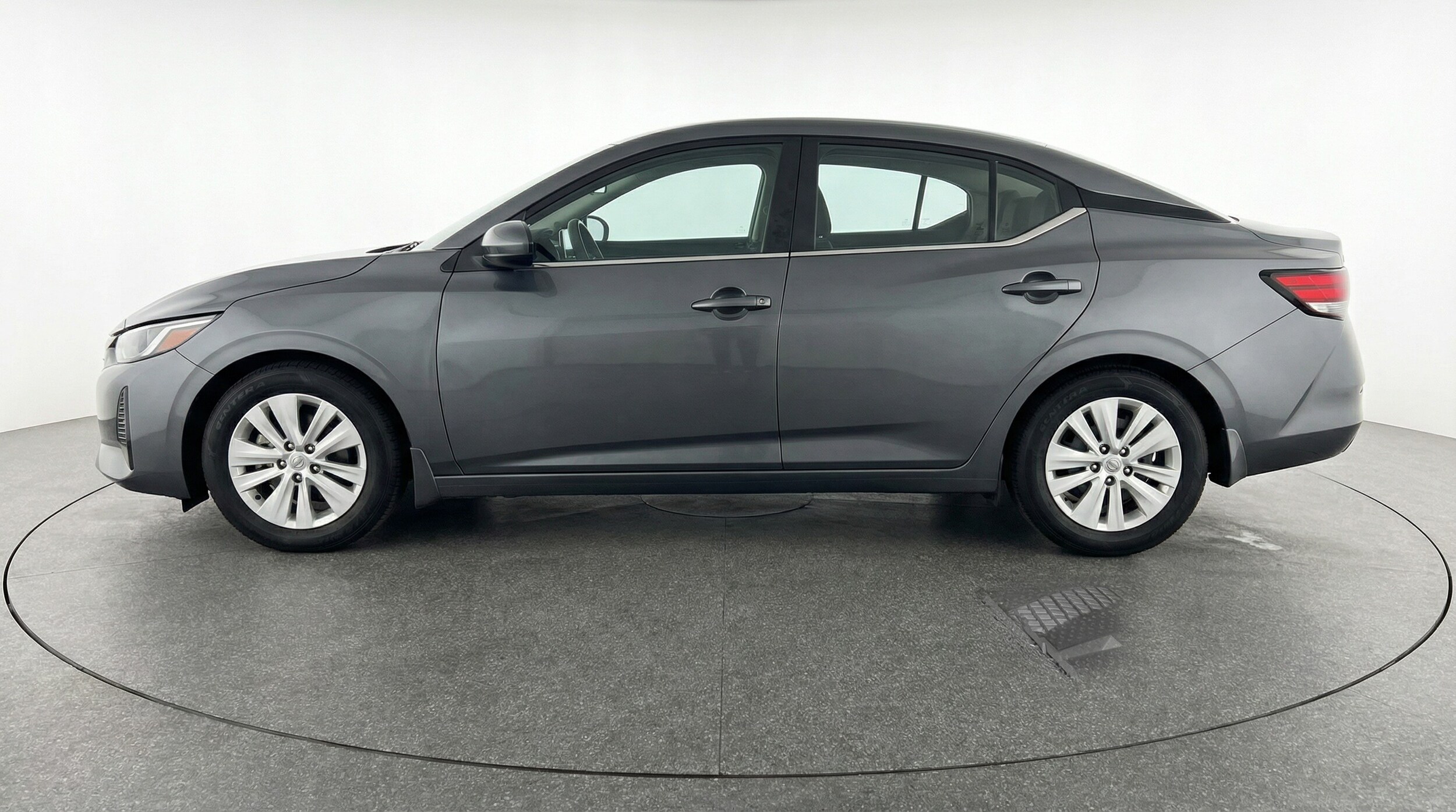 Thumbnail: 2025 Nissan Sentra - 4