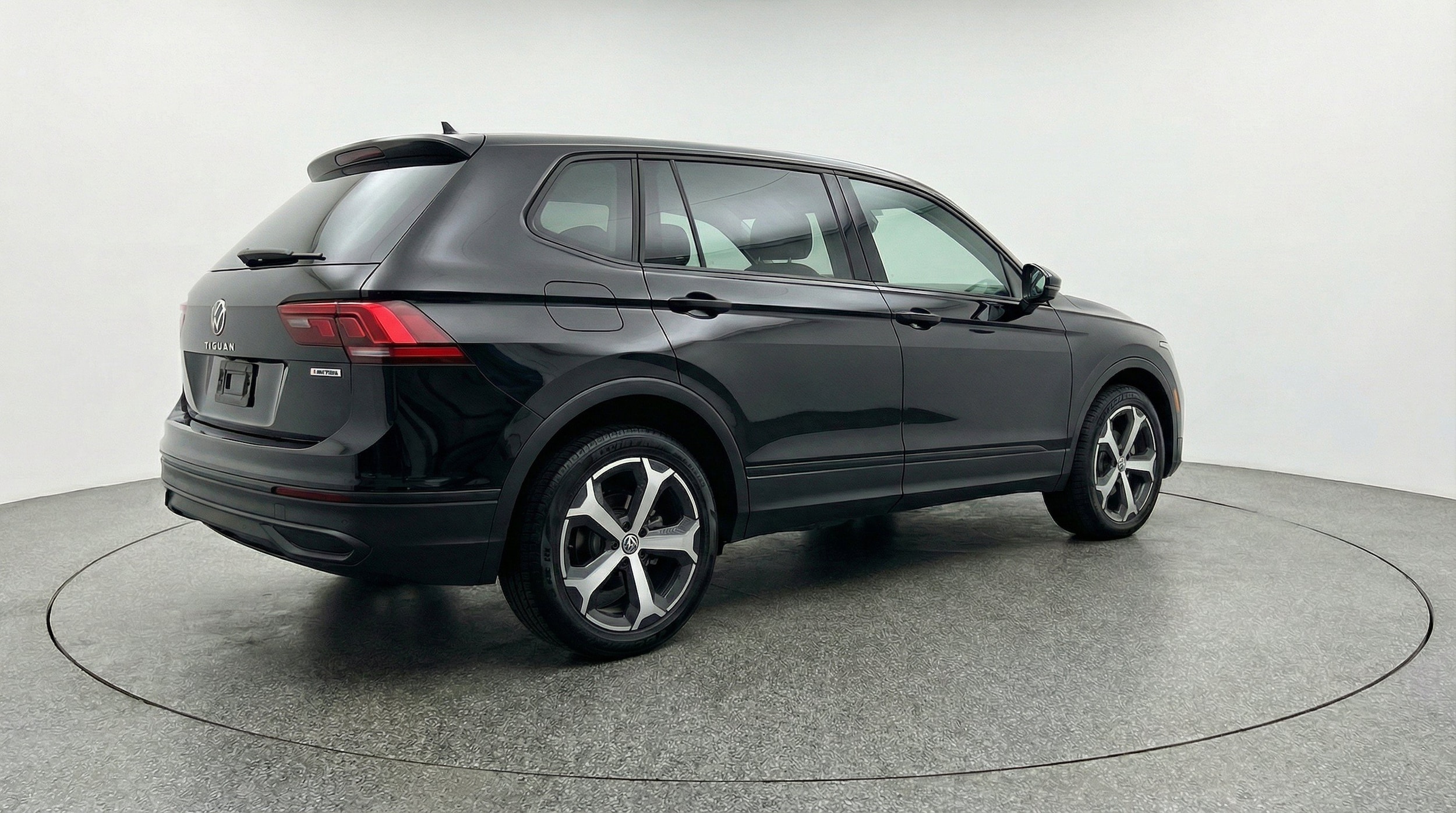 Thumbnail: 2026 Volkswagen Tiguan - 9