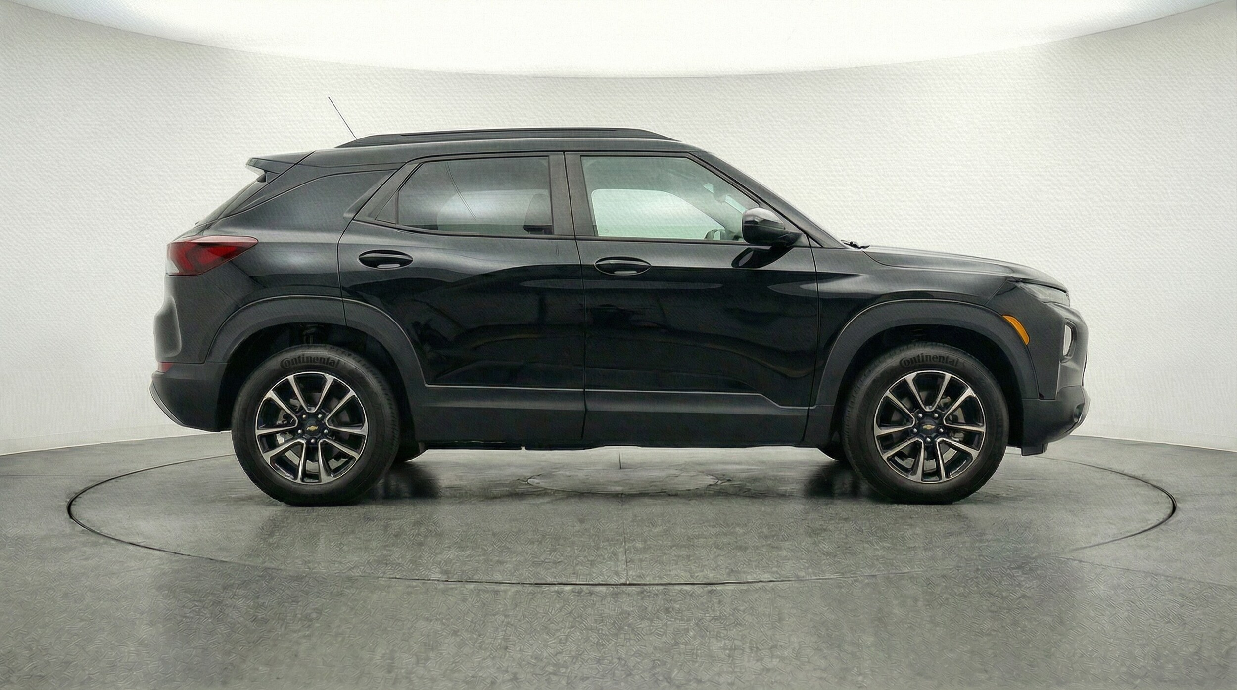 Thumbnail: 2025 Chevrolet TrailBlazer - 8