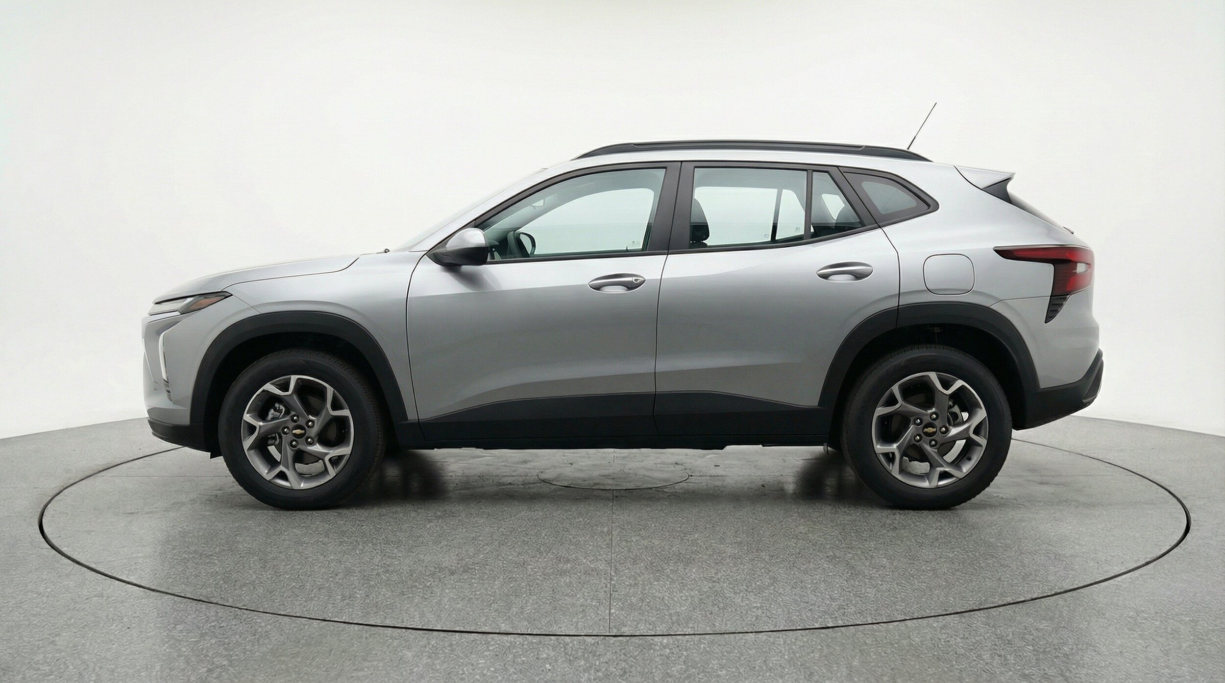 Thumbnail: 2025 Chevrolet Trax - 5