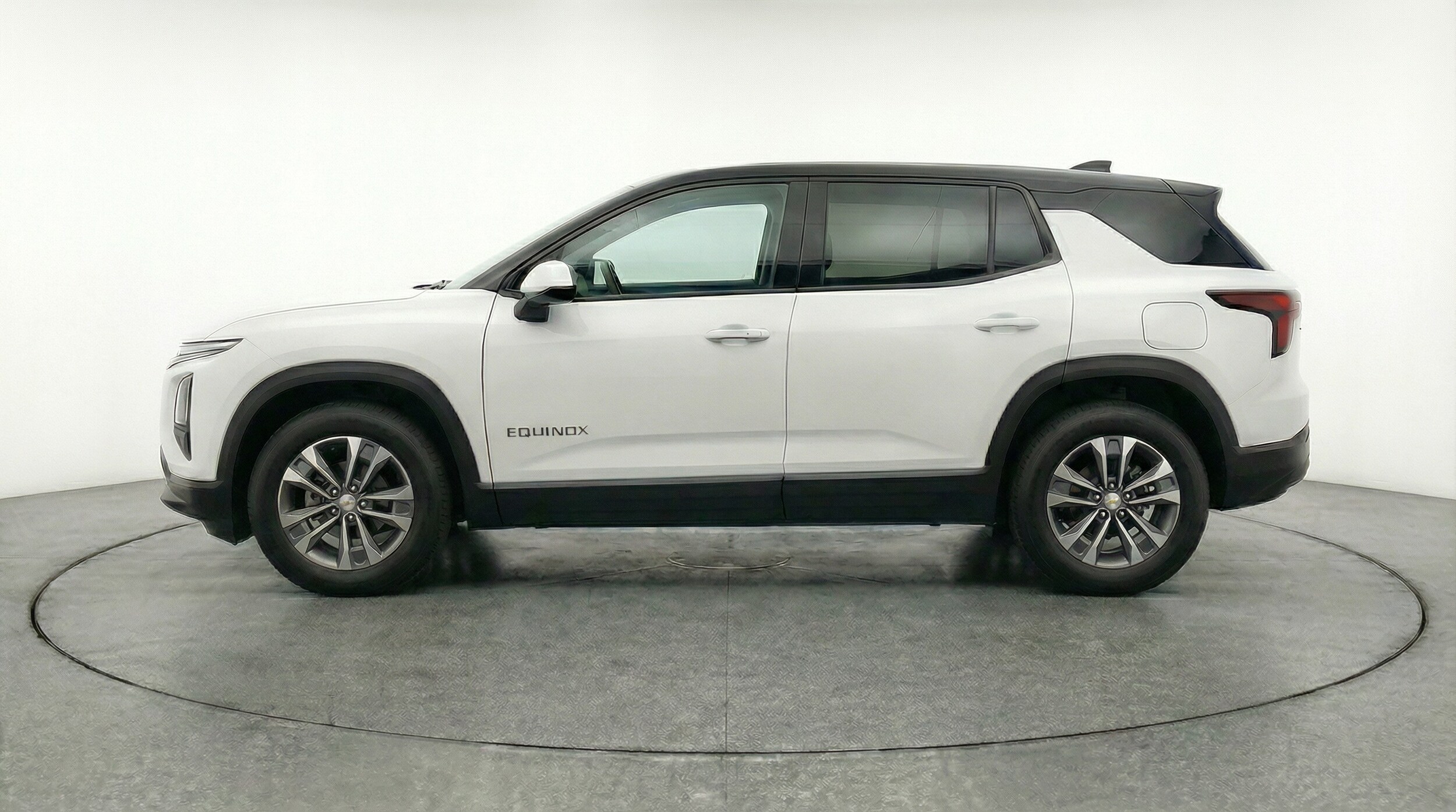 Thumbnail: 2025 Chevrolet Equinox - 4