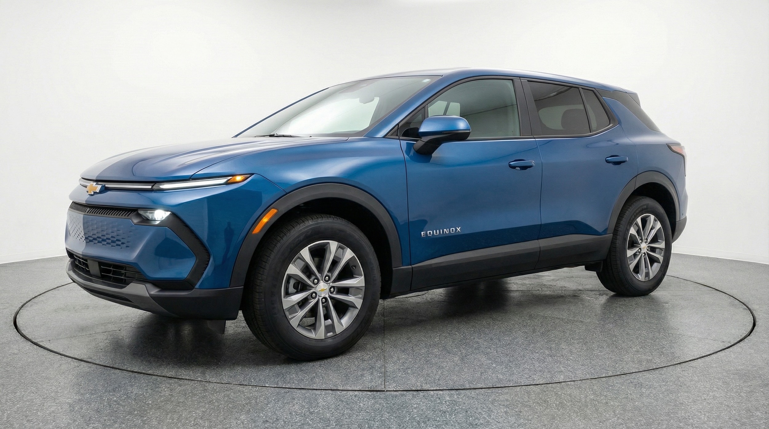 Thumbnail: 2025 Chevrolet Equinox - 3