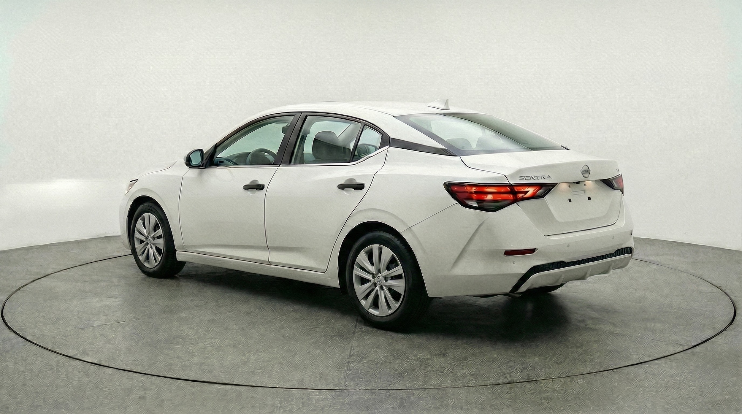 Thumbnail: 2025 Nissan Sentra - 5