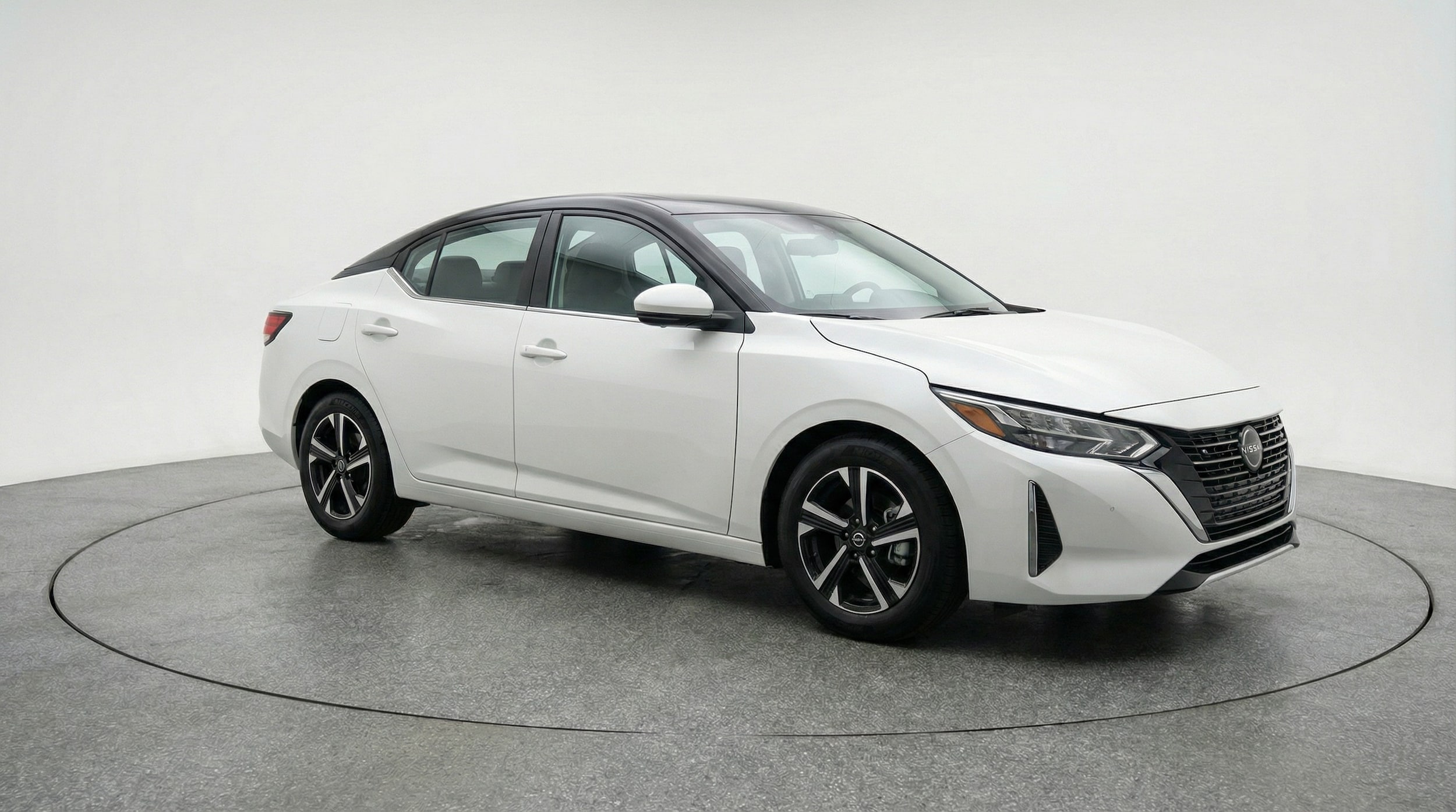 Thumbnail: 2025 Nissan Sentra - 1