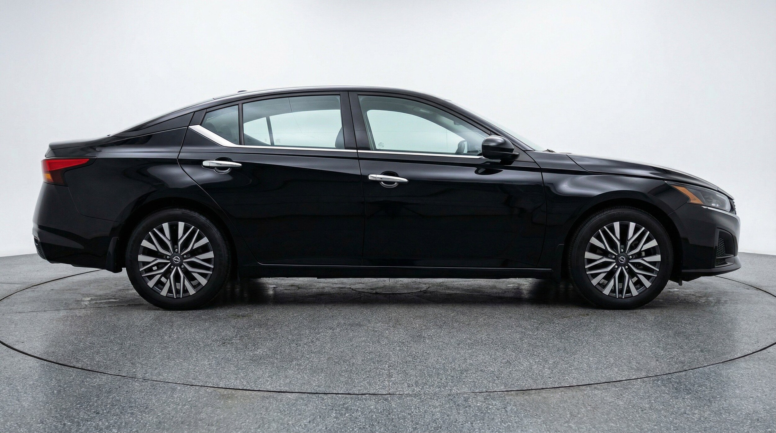 Thumbnail: 2025 Nissan Altima - 11