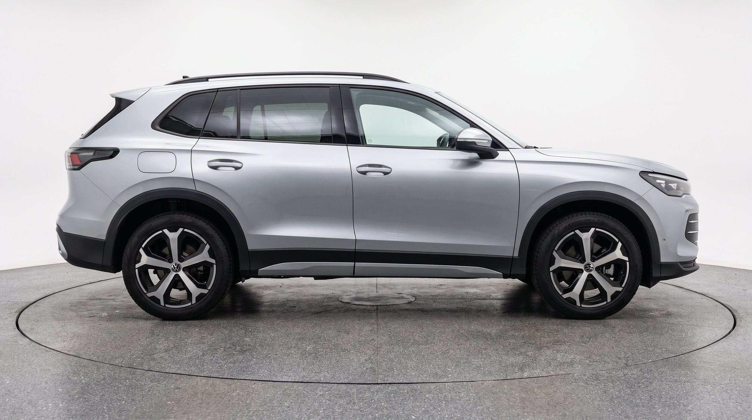 Thumbnail: 2026 Volkswagen Tiguan - 11