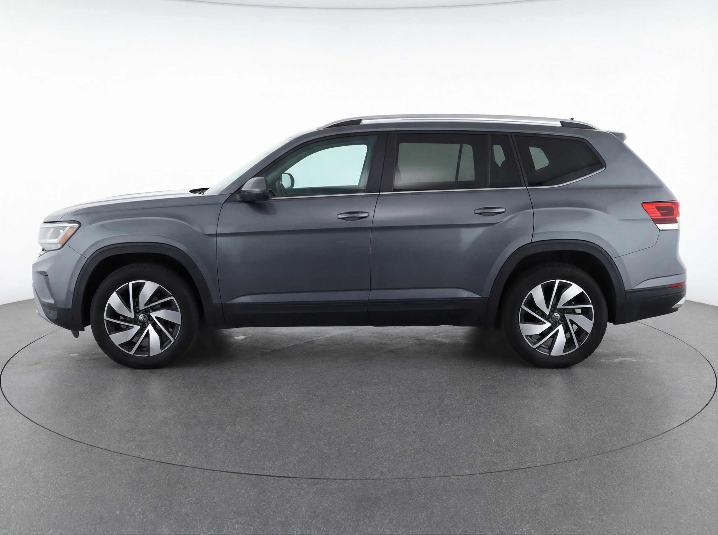 Thumbnail: 2024 Volkswagen Atlas - 4