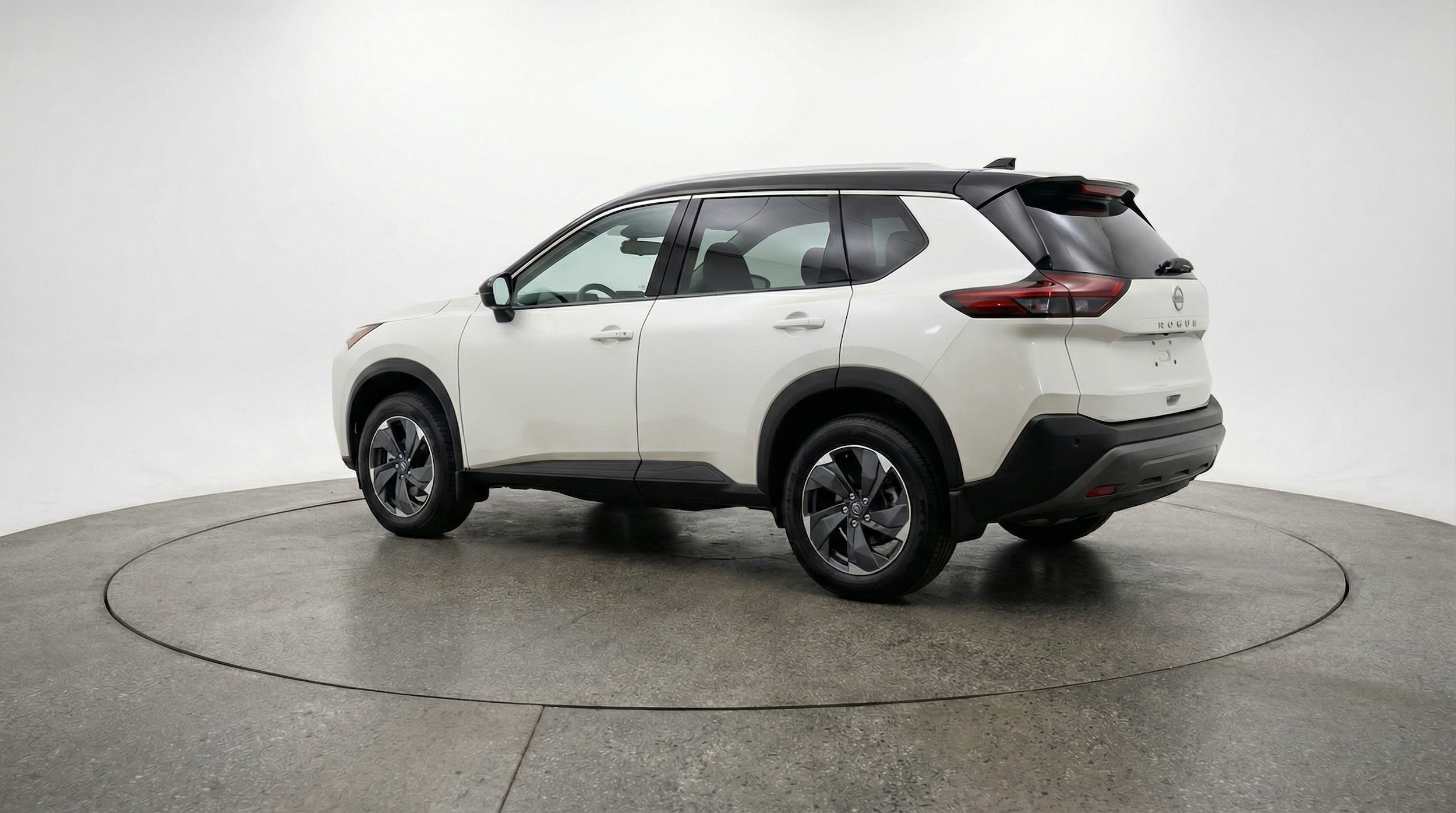 Thumbnail: 2025 Nissan Rogue - 5