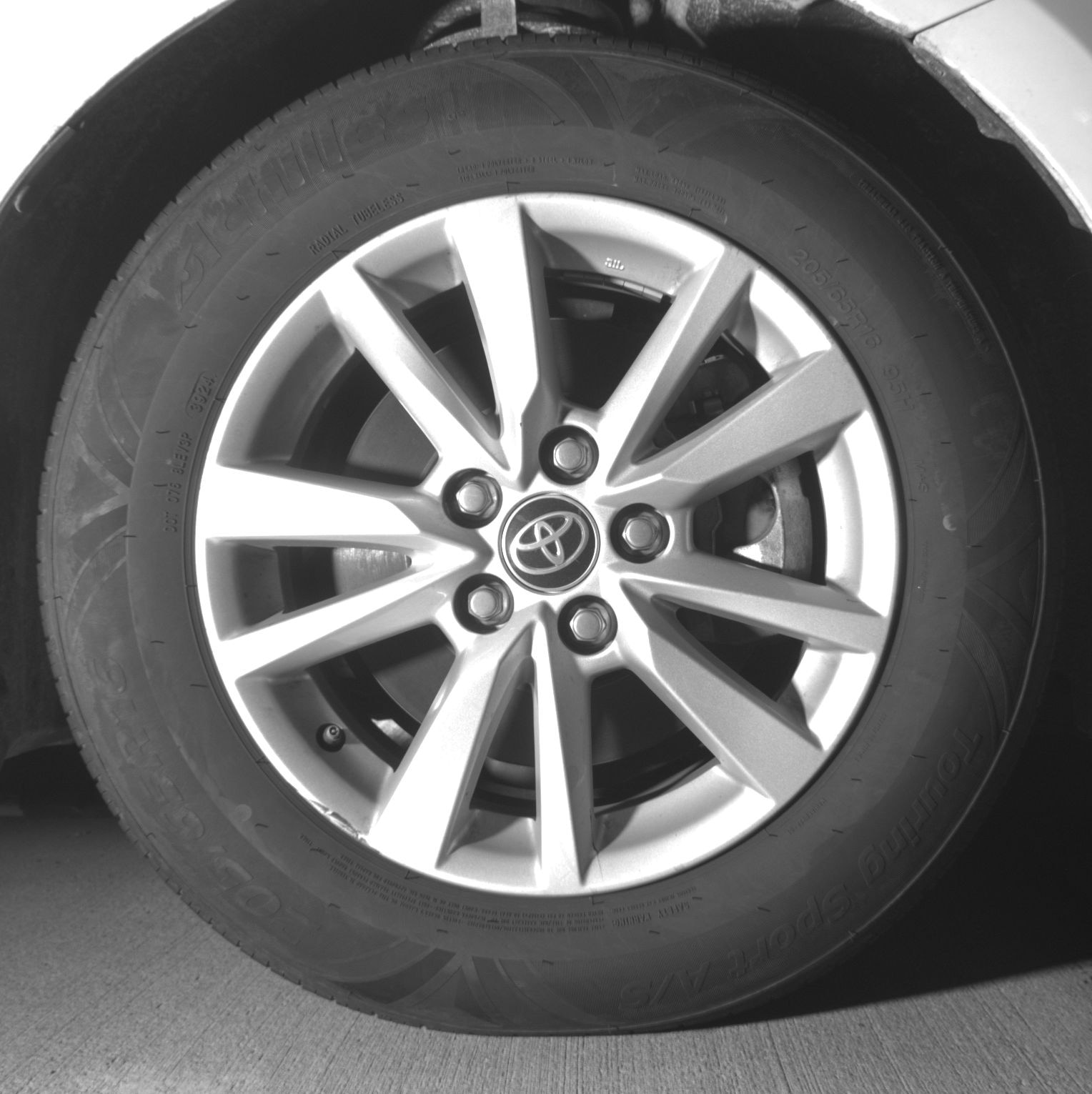 Thumbnail: 2025 Toyota Camry - 10