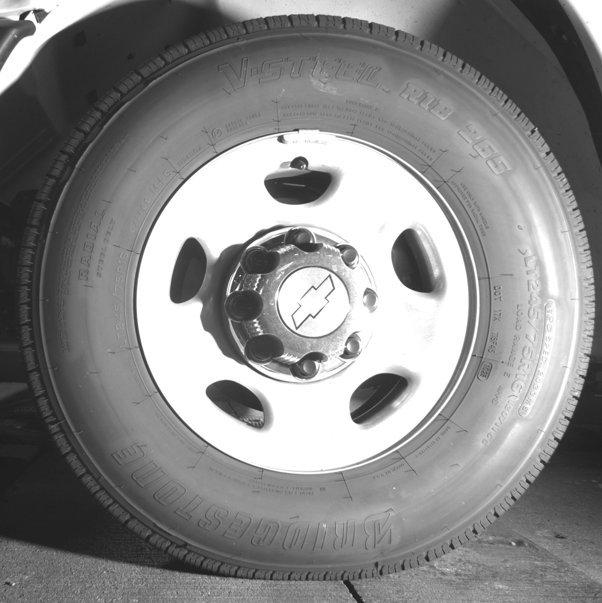 Thumbnail: 2025 Chevrolet Express - 12