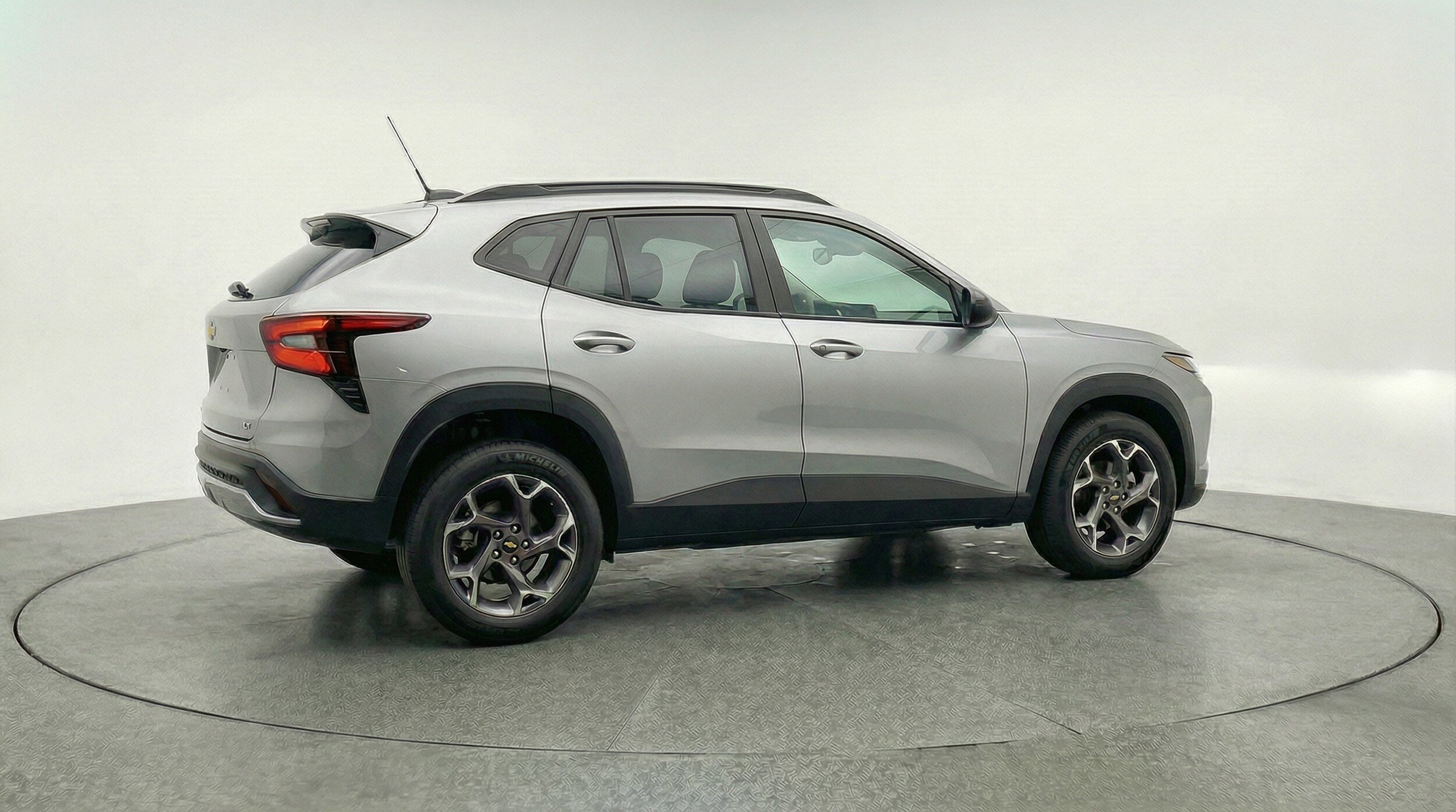 Thumbnail: 2025 Chevrolet Trax - 9