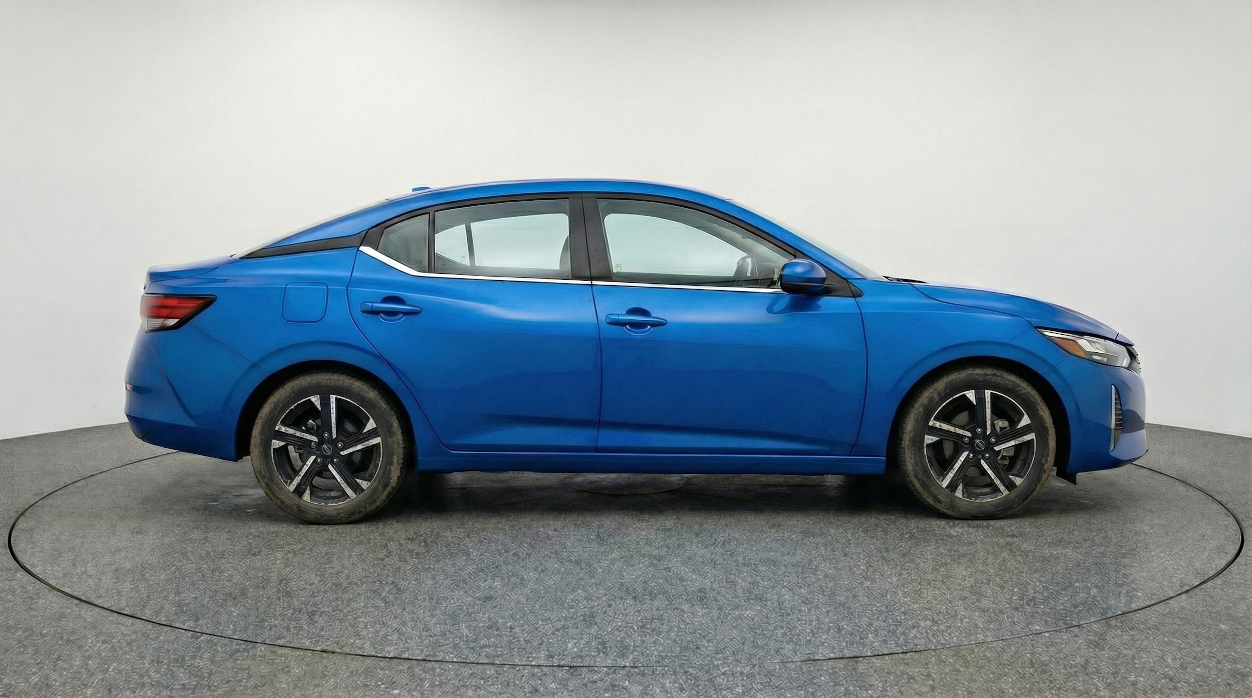 Thumbnail: 2025 Nissan Sentra - 8