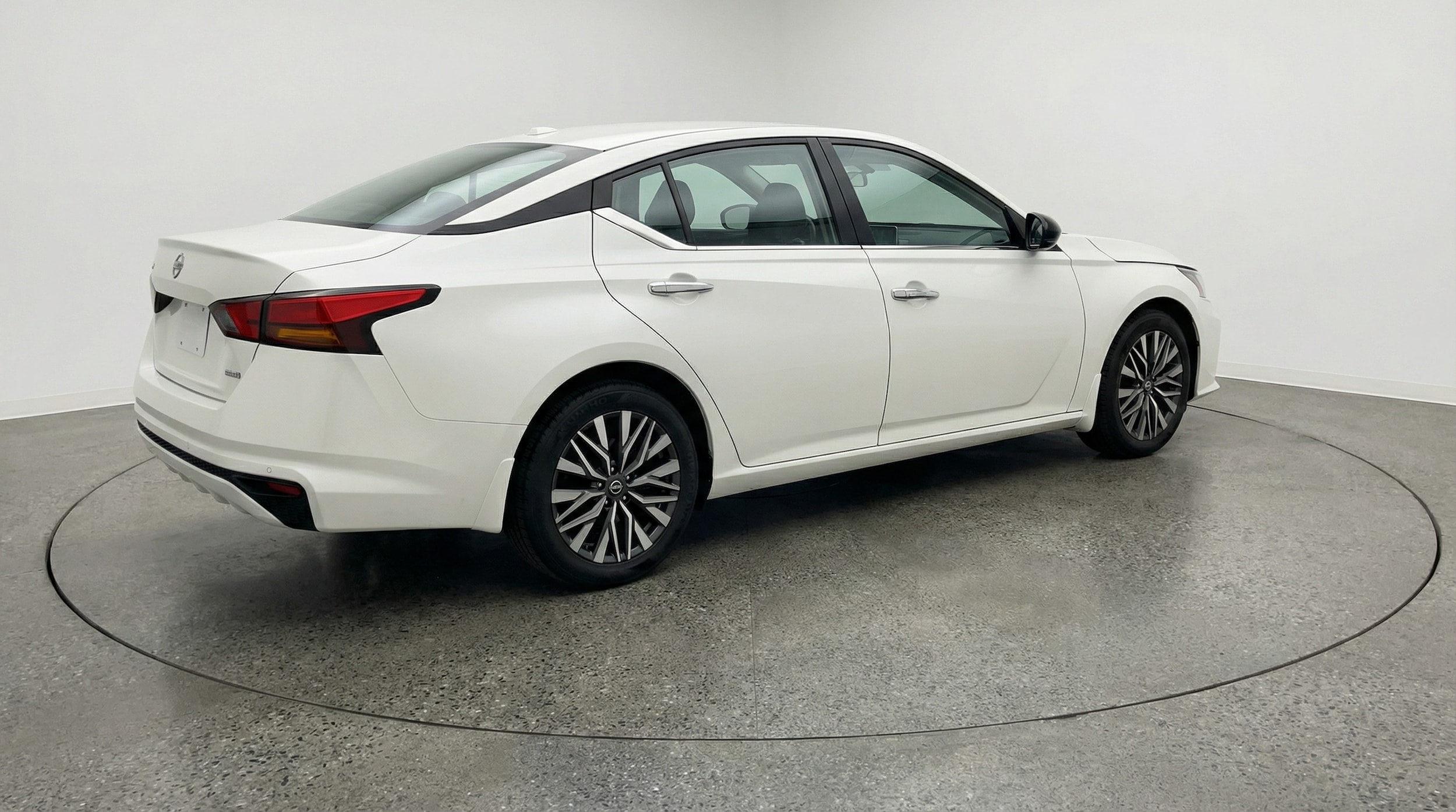 Thumbnail: 2025 Nissan Altima - 7