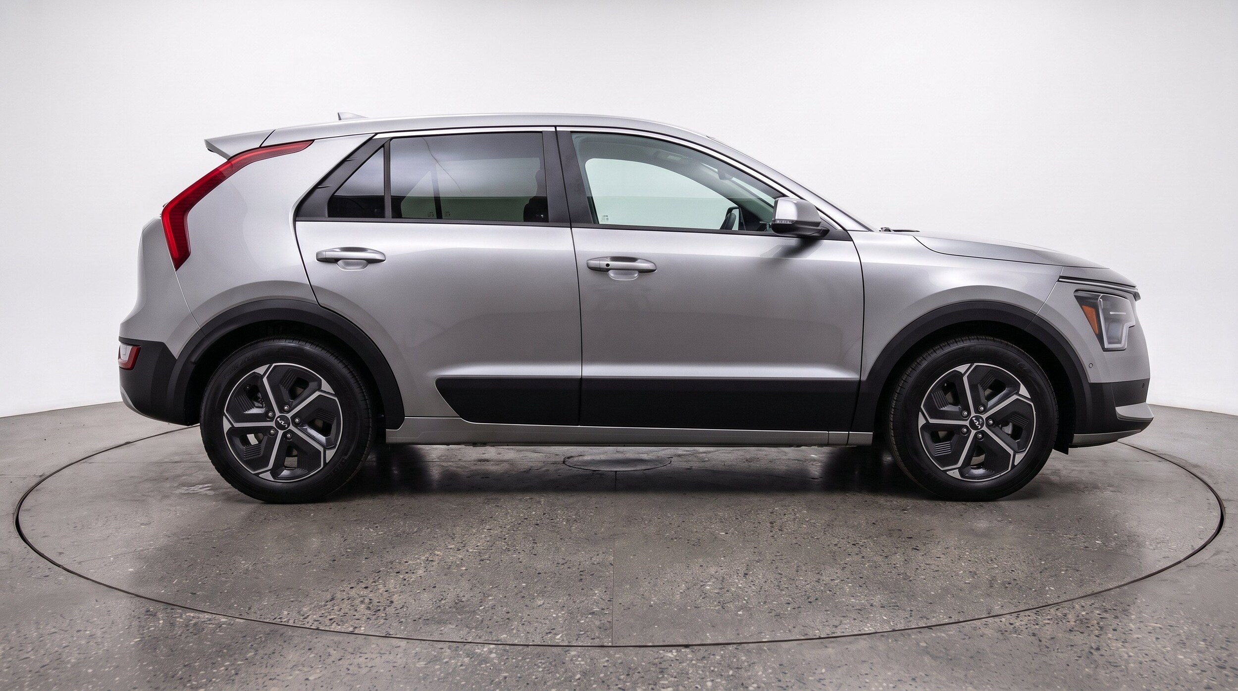 Thumbnail: 2026 Kia Niro - 11