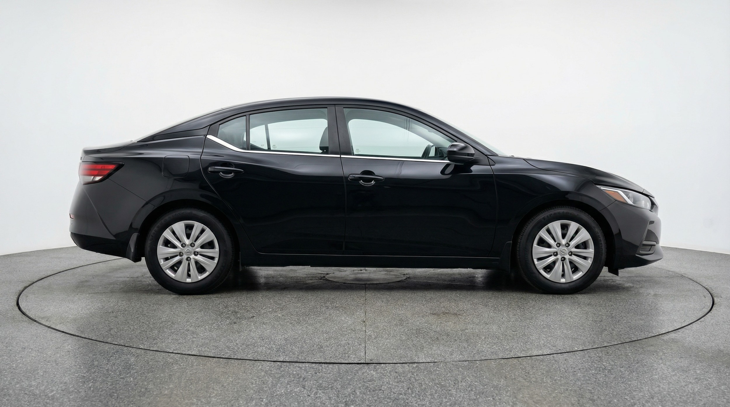 Thumbnail: 2025 Nissan Sentra - 8