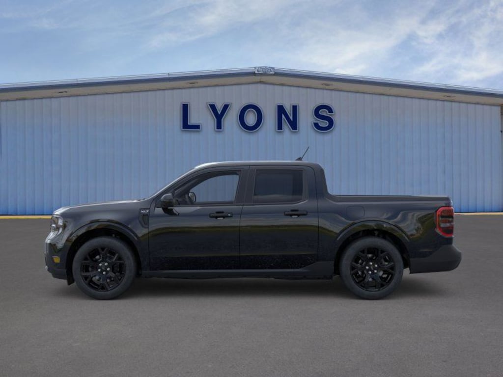 New 2025 Ford Maverick XLT SuperCrew