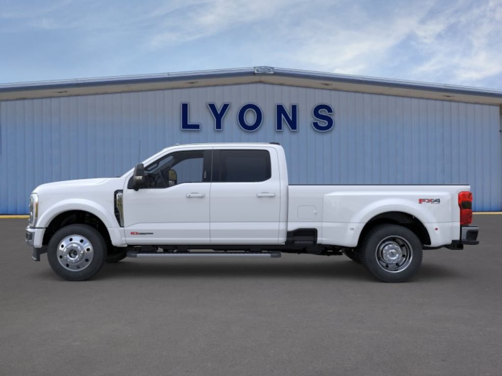 New 2026 Ford F-450 2S Cab; Crew