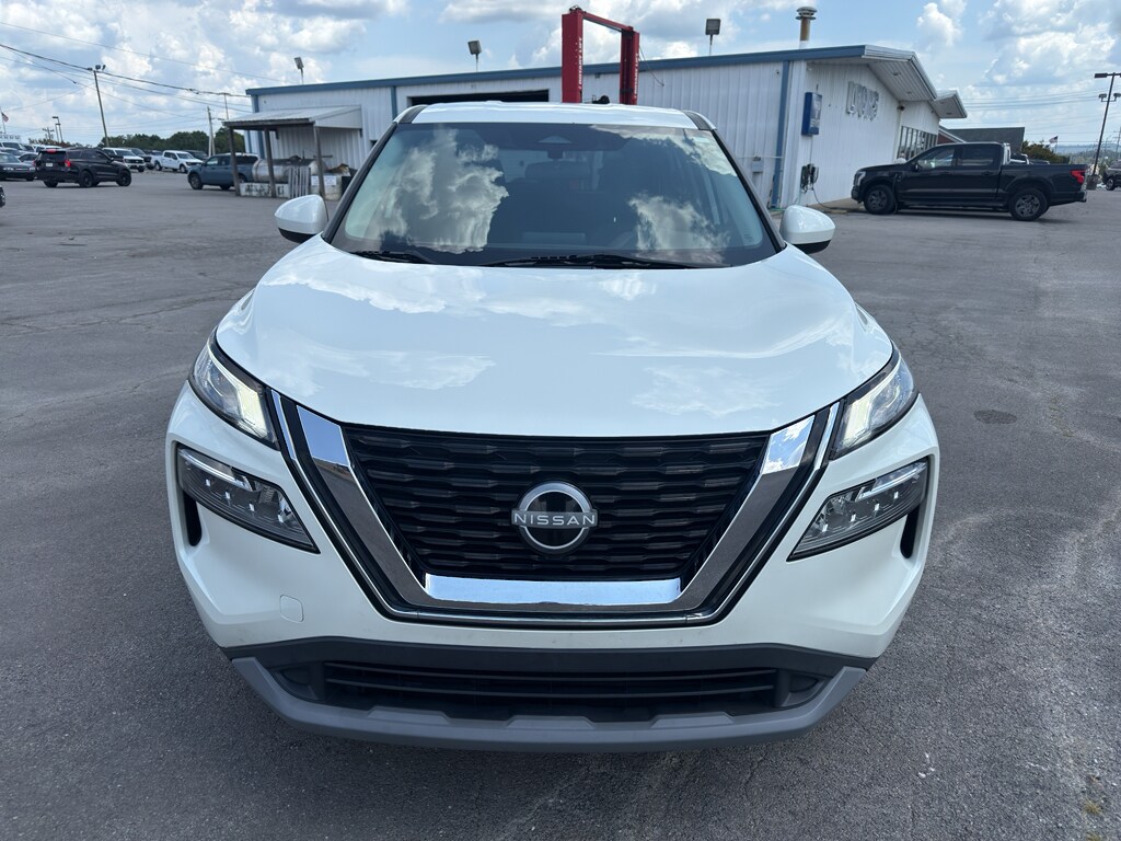 Used 2023 Nissan Rogue SV Sport Utility