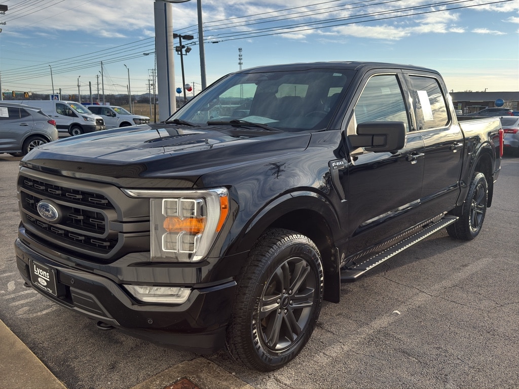 2023 Ford F-150 XLT's photo
