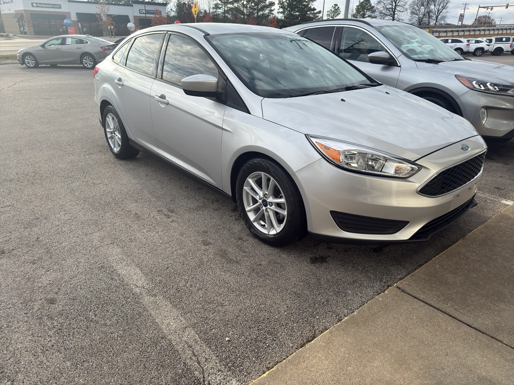 Used 2018 Ford Focus SE Sedan