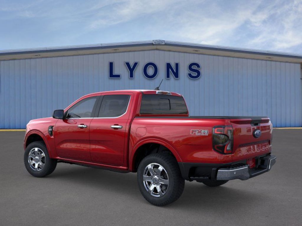 New 2025 Ford Ranger XLT SuperCrew