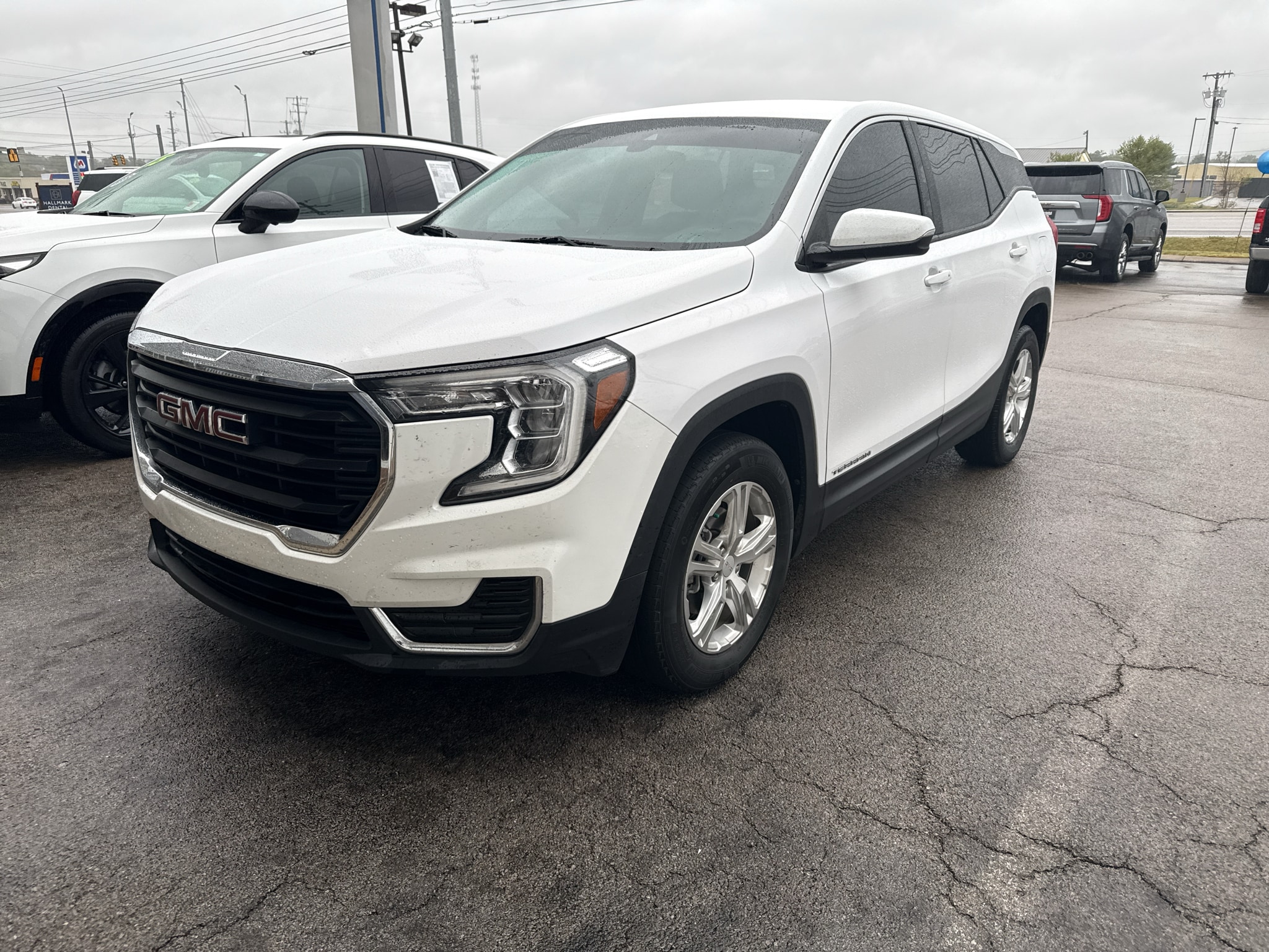 2022 GMC Terrain SLE