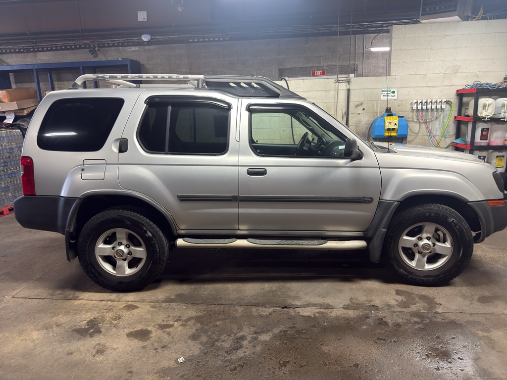 Used 2004 Nissan Xterra XE with VIN 5N1ED28T54C627328 for sale in Lewisburg, TN