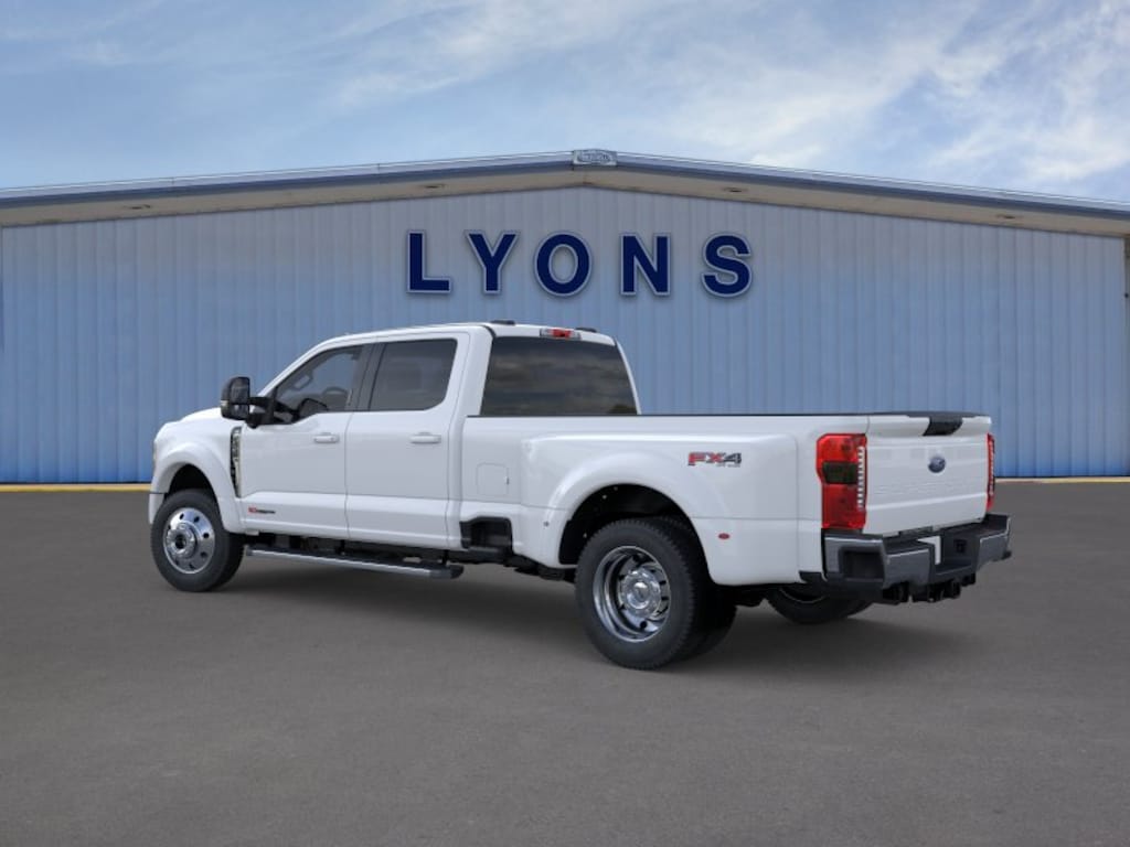 New 2026 Ford F-450 2S Cab; Crew