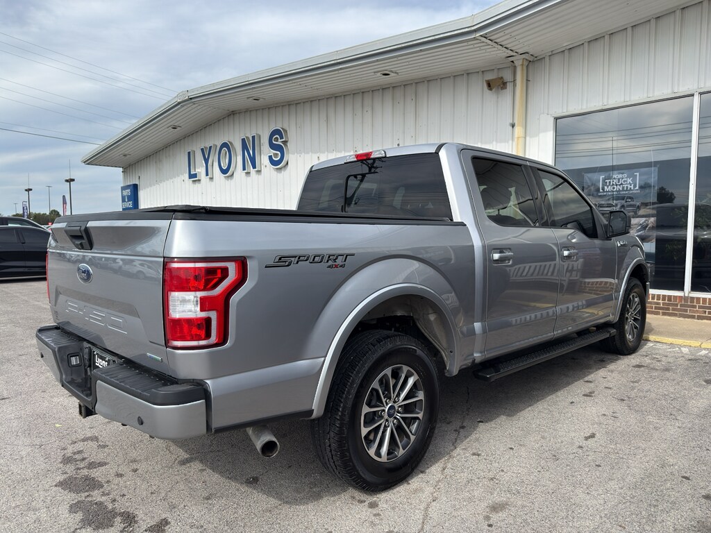 2020 Ford F-150 XLT photo 2