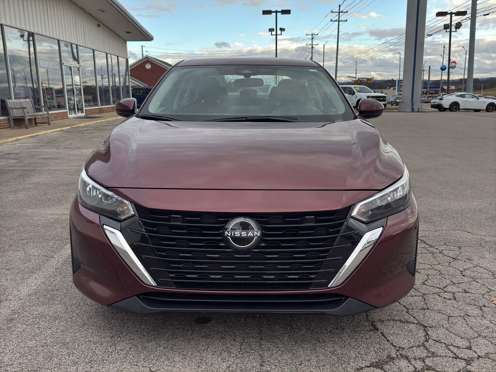 2024 Nissan Sentra SV photo 2