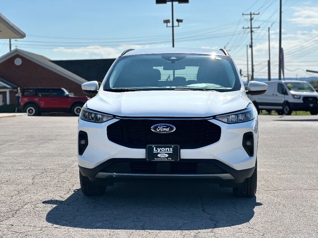 2023 Ford Escape photo 2