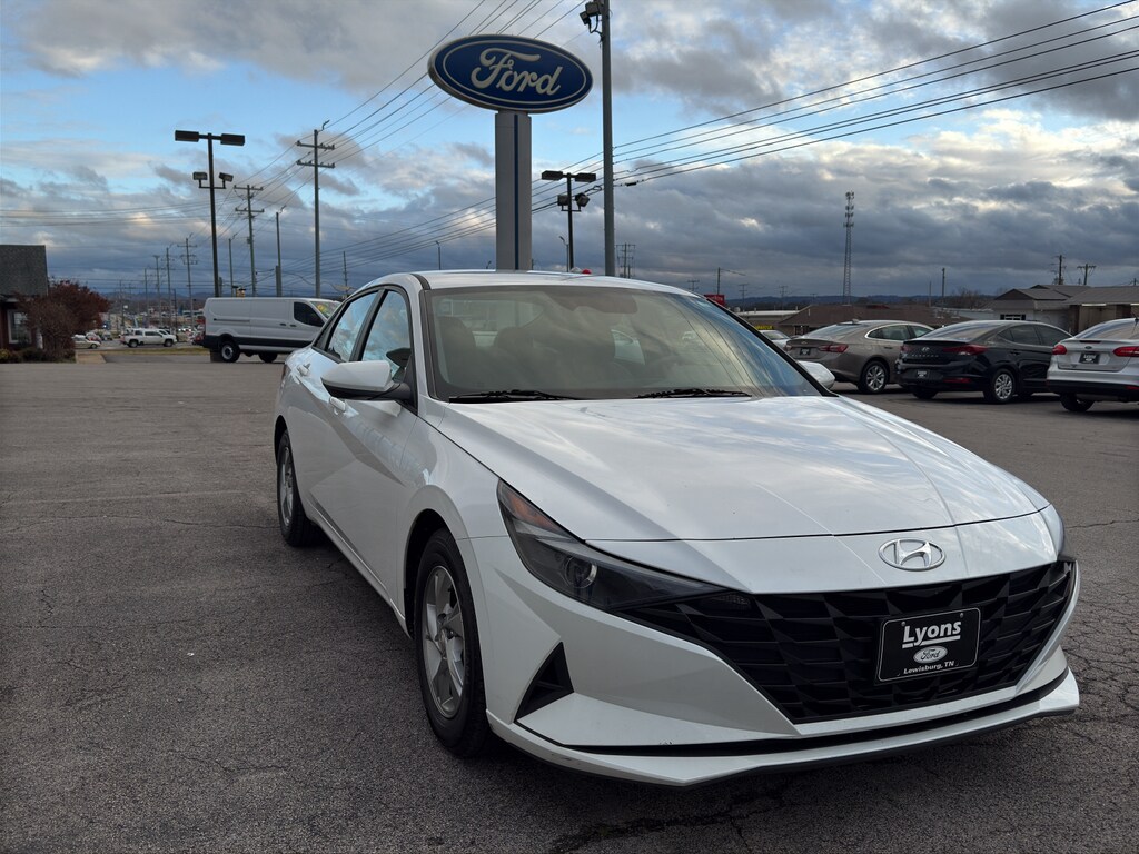 2021 Hyundai Elantra SE photo 3