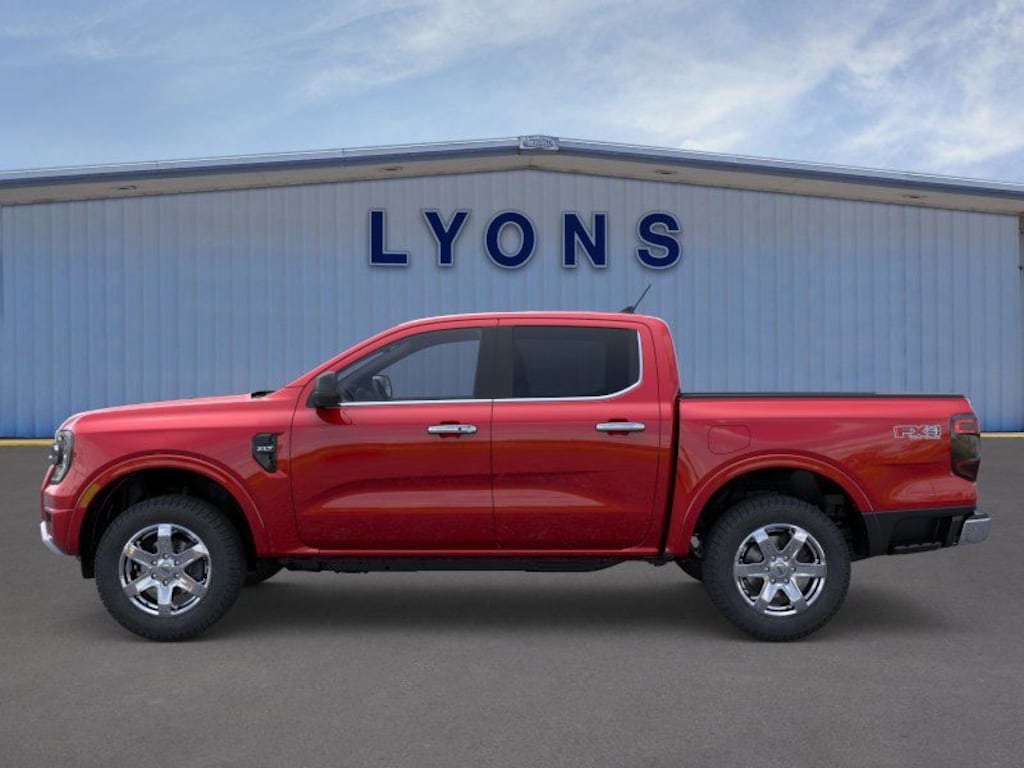 New 2025 Ford Ranger XLT SuperCrew