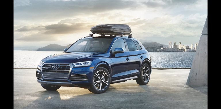 2018-Audi-Q5-BlueParked.jpg