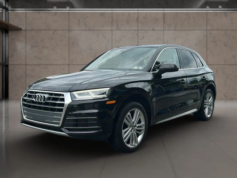 2019 Audi Q5 2.0T quattro S tronic Premium Plus's photo