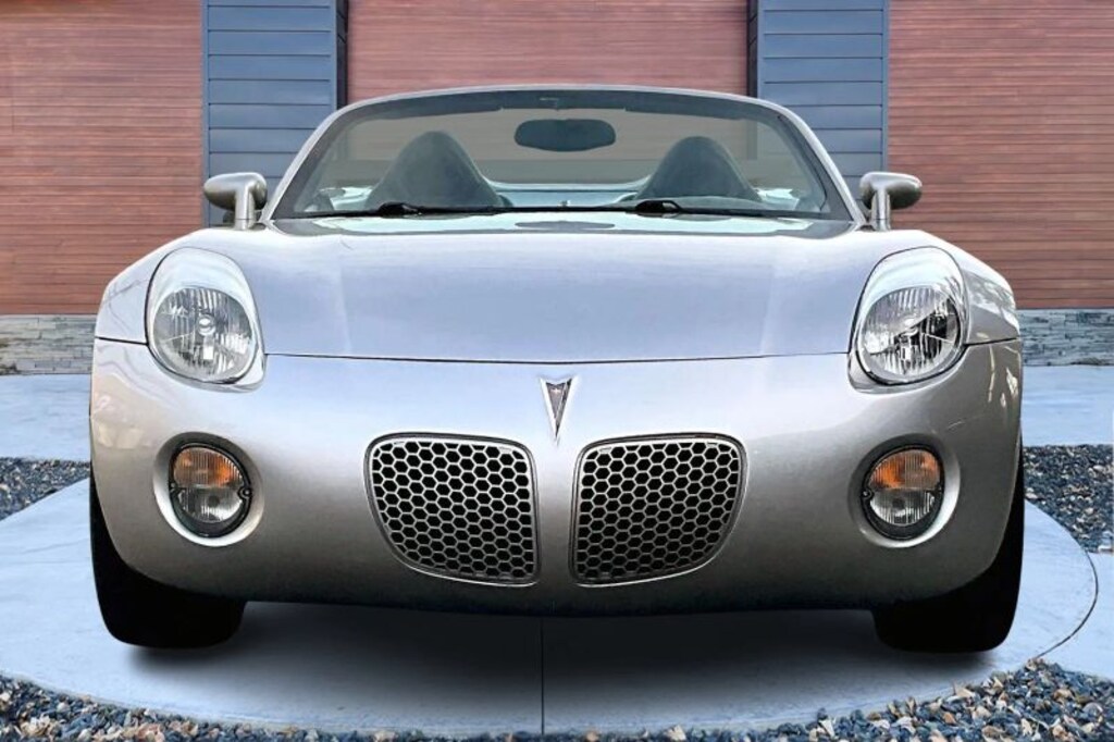 Used 2008 Pontiac Solstice Convertible 2D Convertible