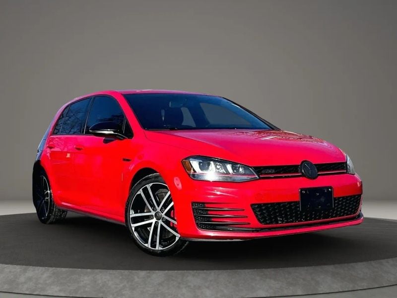 2017 Volkswagen Golf GTI Sport