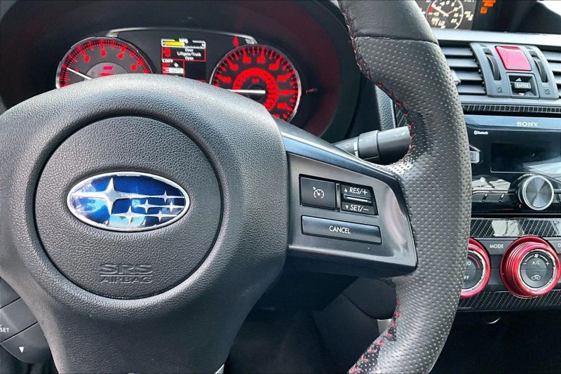 2015 Subaru WRX STI Base - Photo 18